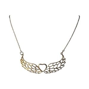 NIB-LAVISHY-WINGED HEART NECKLACE